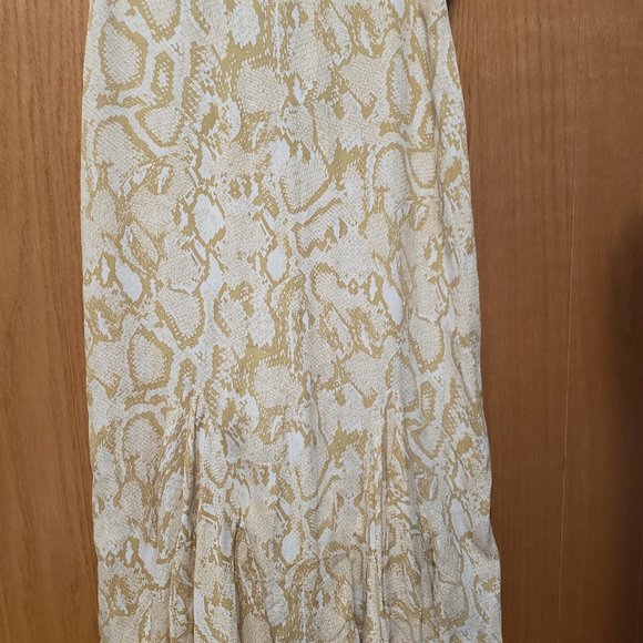 River Island Hanky Hem Skirt - Picture 1 of 4